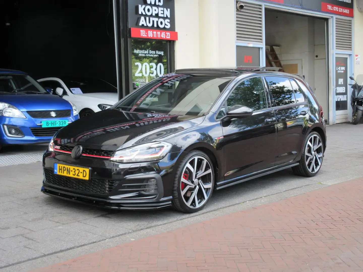 Volkswagen Golf GTI 2.0 TSI Performance Aut Virtual Camera Carplay Pan Чорний - 1