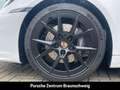 Porsche 992 911 Carrera Cabrio Sportabgas Abstandstempomat Weiß - thumbnail 6
