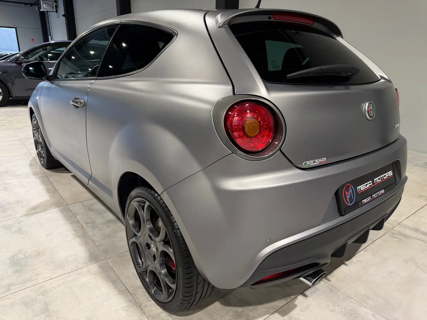 Alfa Romeo MiTo 1.4i 78CV SPORT !! MAT D’ORiGiNE !! CRUiSE CLiM+ Gris - 2