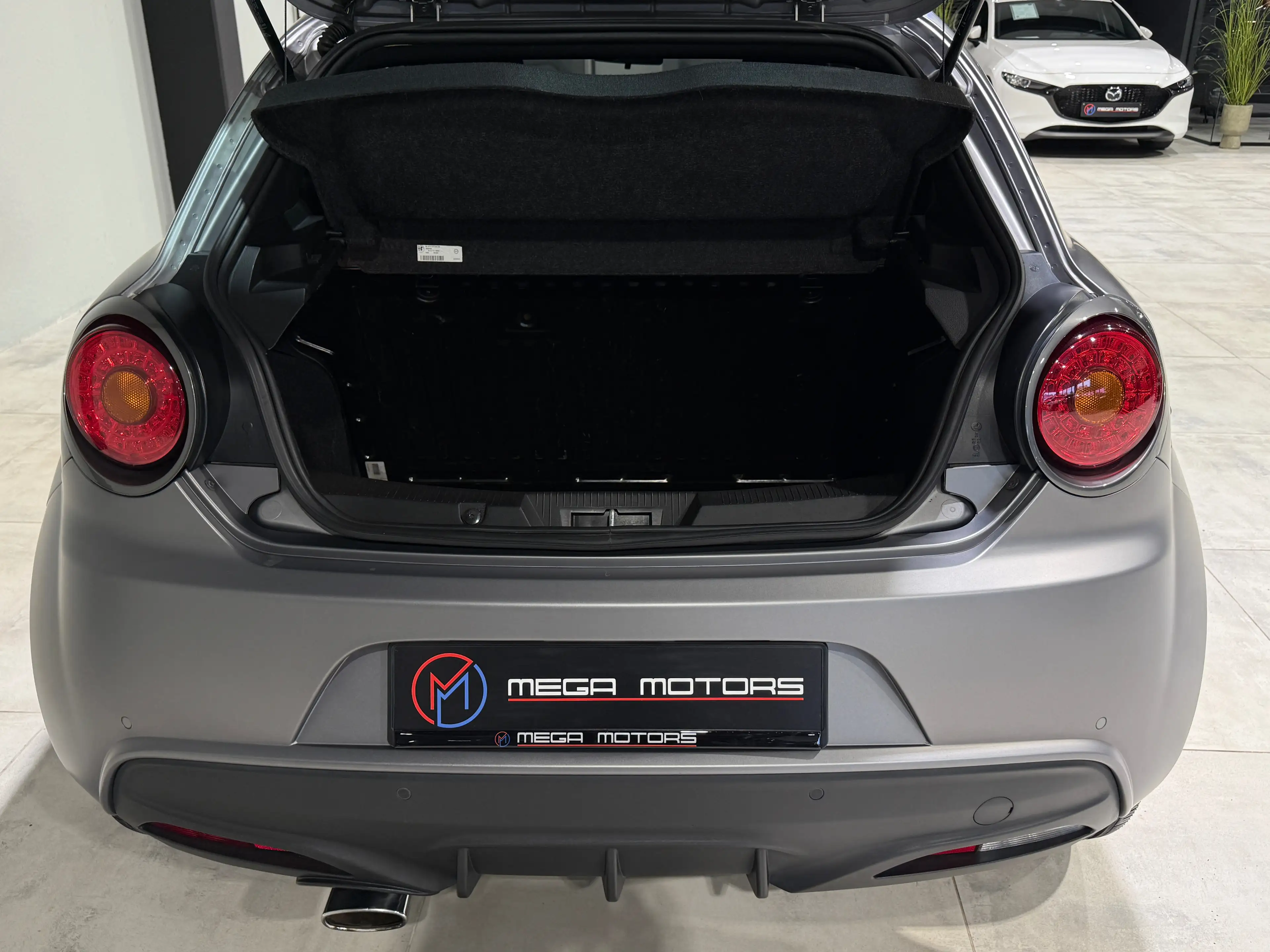 Alfa Romeo MiTo 1.4i 78CV SPORT !! MAT D’ORiGiNE !! CRUiSE CLiM+ — photo 6