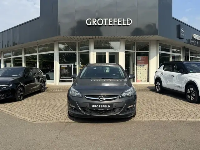 2016 Opel Astra in Grey for sale