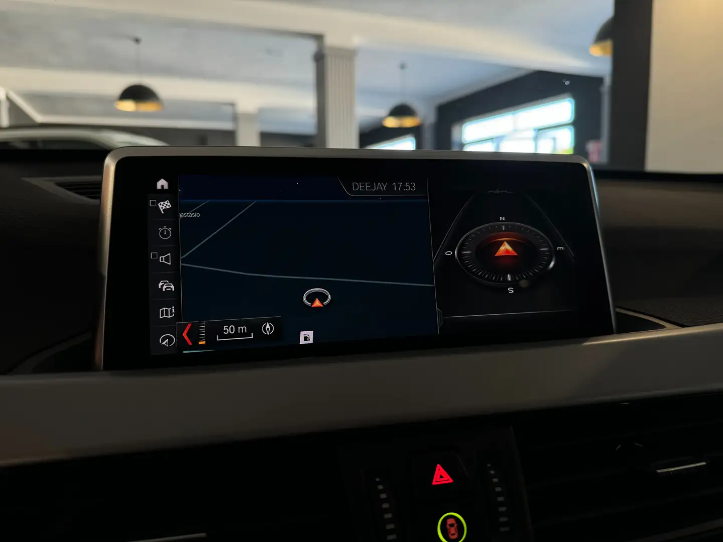 BMW X1 SDRIVE 18D BUSINESS ADVANTAGE 2021 Zwart - 2