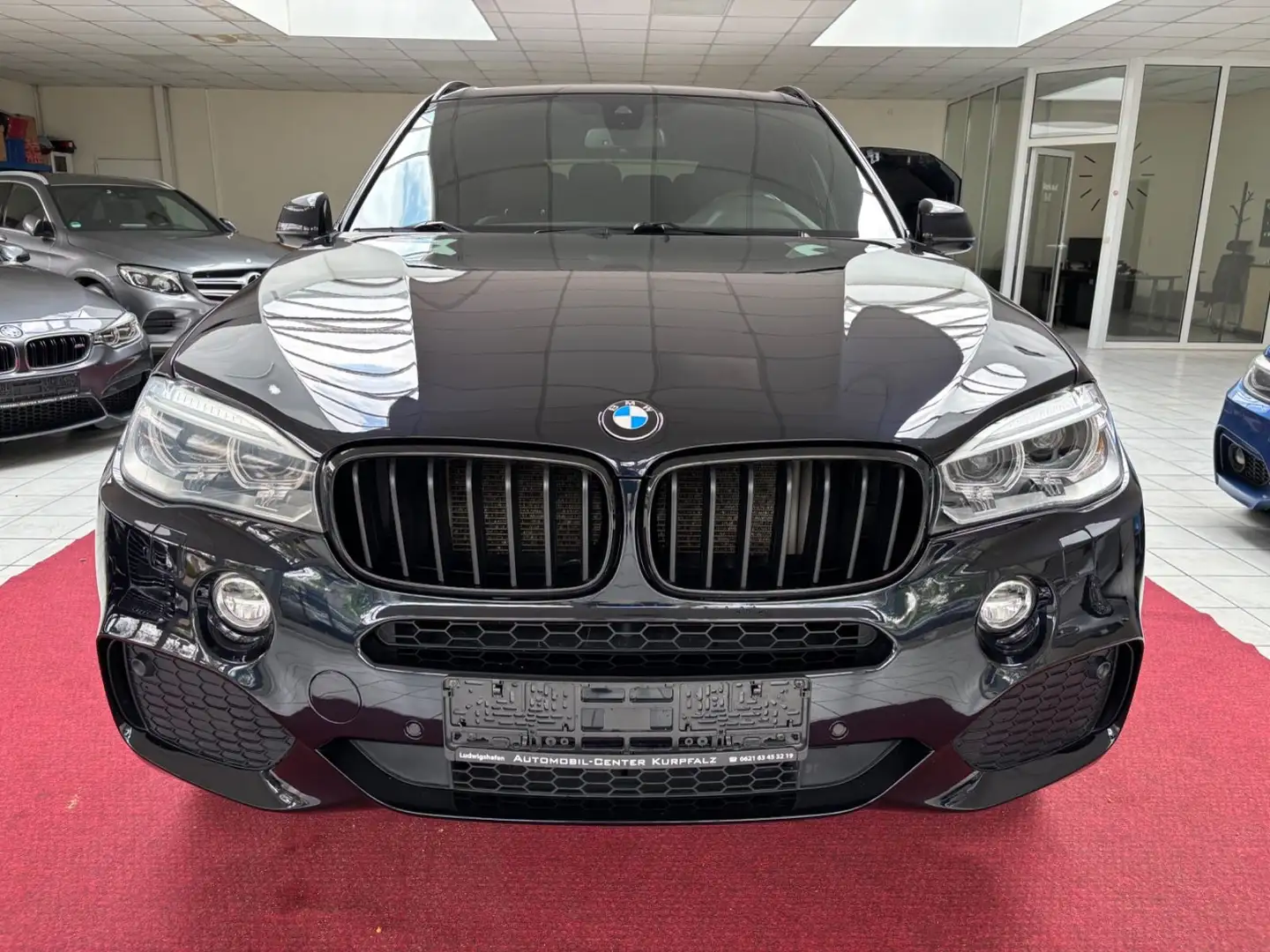 BMW X5 xDrive 25 d M-Paket NAVI+LEDER+BI-XENON+KAM Zwart - 2