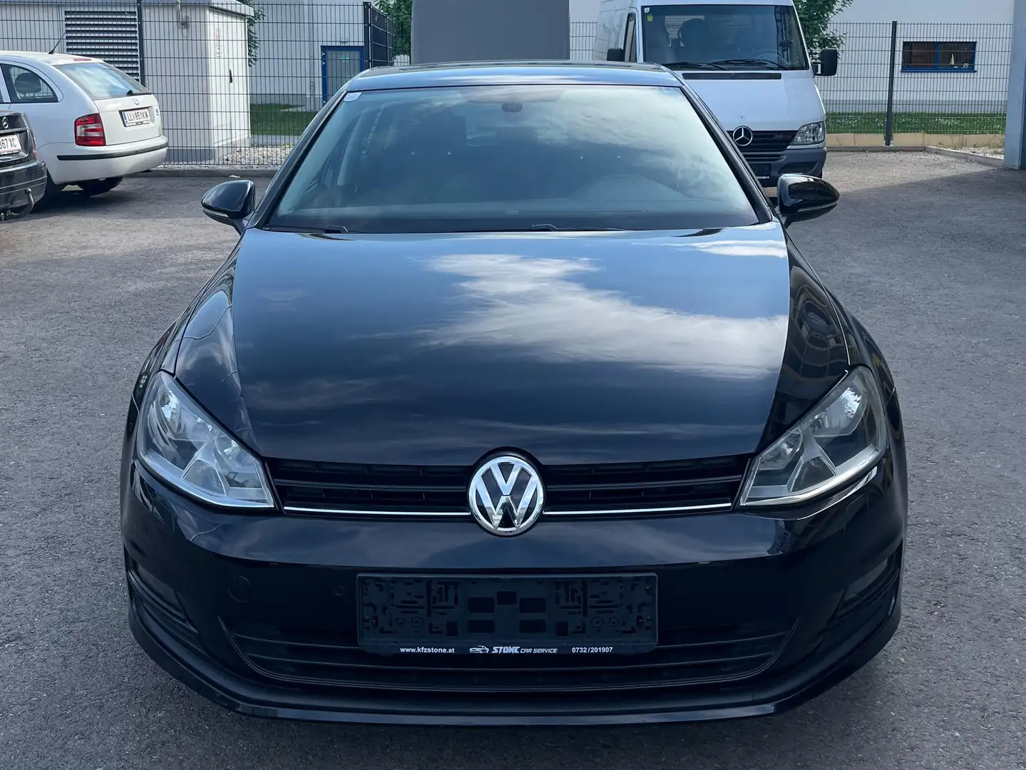 Volkswagen Golf Comfortline BMT Schwarz - 1