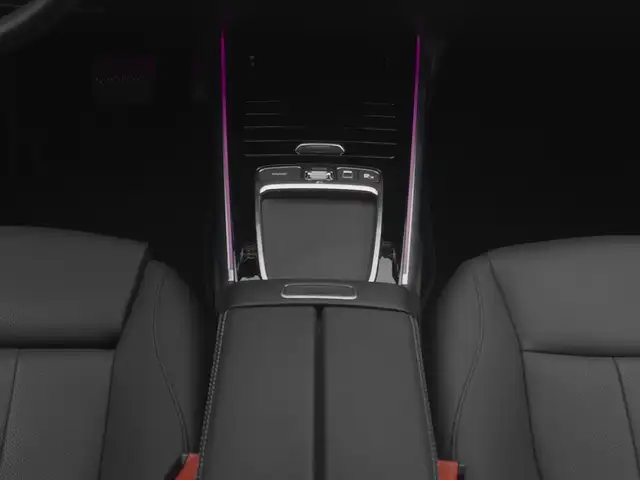 Mercedes-Benz GLB view 21