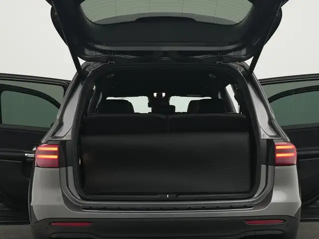 Mercedes-Benz GLB view 17