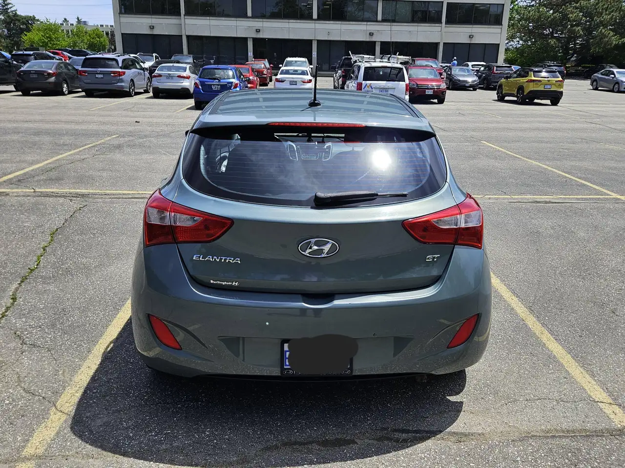 Hyundai ELANTRA снимка Hyundai ELANTRA
