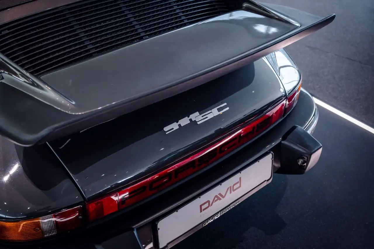 Porsche 911 G-Modell 3.0 SC *Weissach Edition*, foto 8