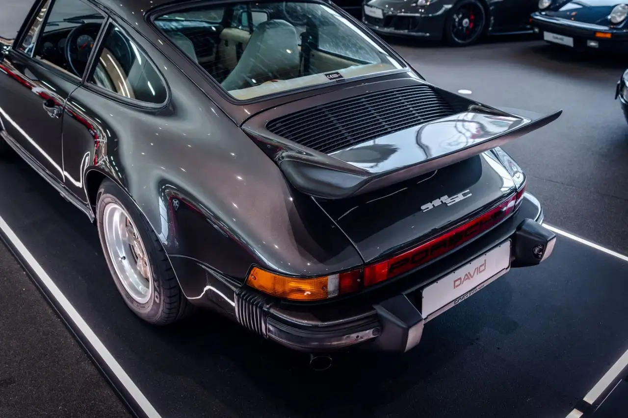 Porsche 911 G-Modell 3.0 SC *Weissach Edition*, foto 9
