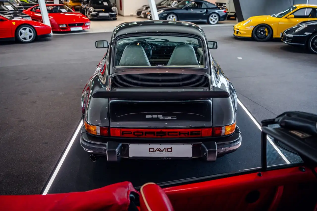Porsche 911 G-Modell 3.0 SC *Weissach Edition*, foto 10
