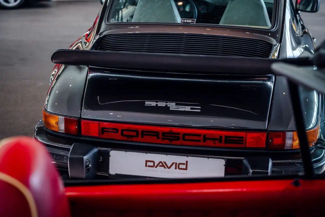 Porsche 911 G-Modell 3.0 SC *Weissach Edition*, foto 11