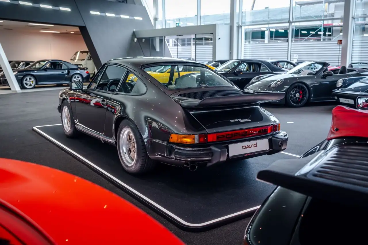 Porsche 911 G-Modell 3.0 SC *Weissach Edition*, foto 7