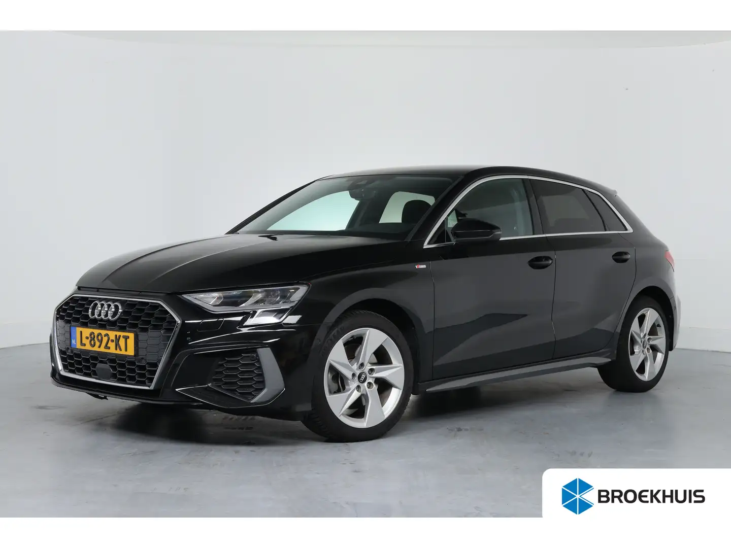 Audi A3 Sportback 35 TFSI S edition | Dealer Onderhouden! Zwart - 1