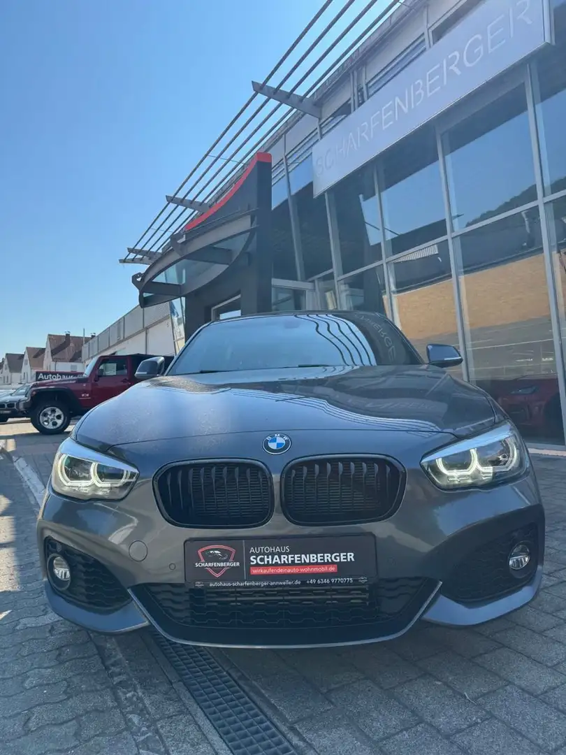 BMW 118 i Edition M Sport Shadow Line+Historie.V Grau - 2