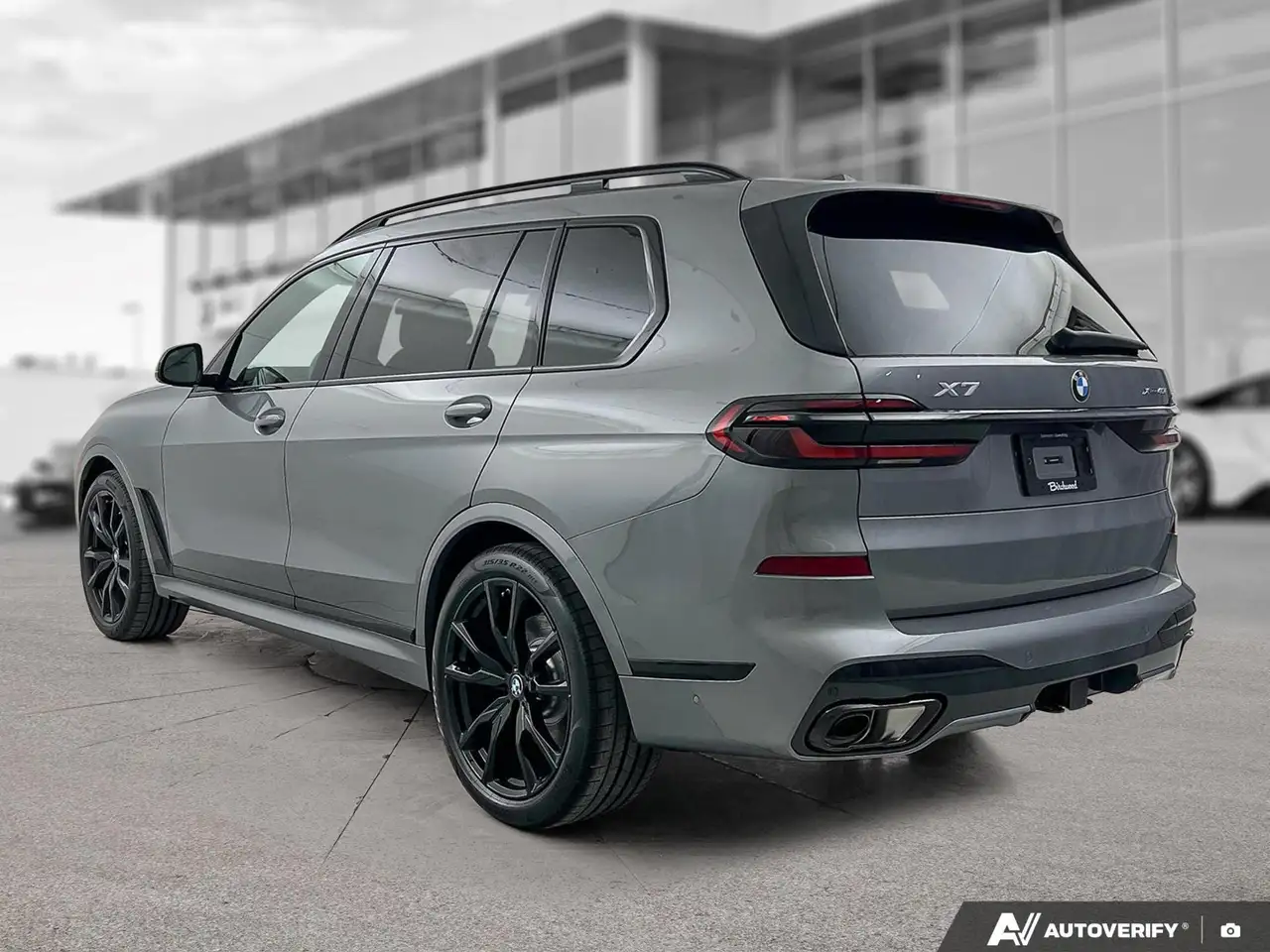 BMW X7 снимка BMW X7