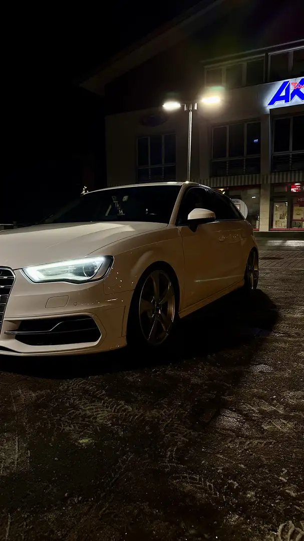 Audi S3 SB 2,0 TFSI quattro - 1