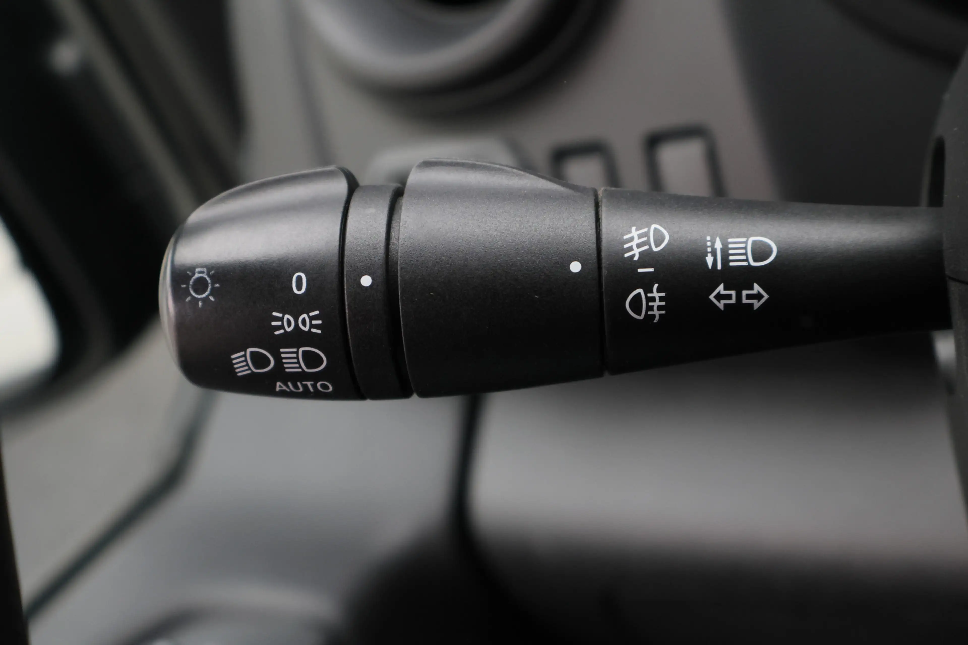 Renault Trafic 2.0 dCi 120 T29 L2H1 Générique Camera, Apple Carpl — photo 32