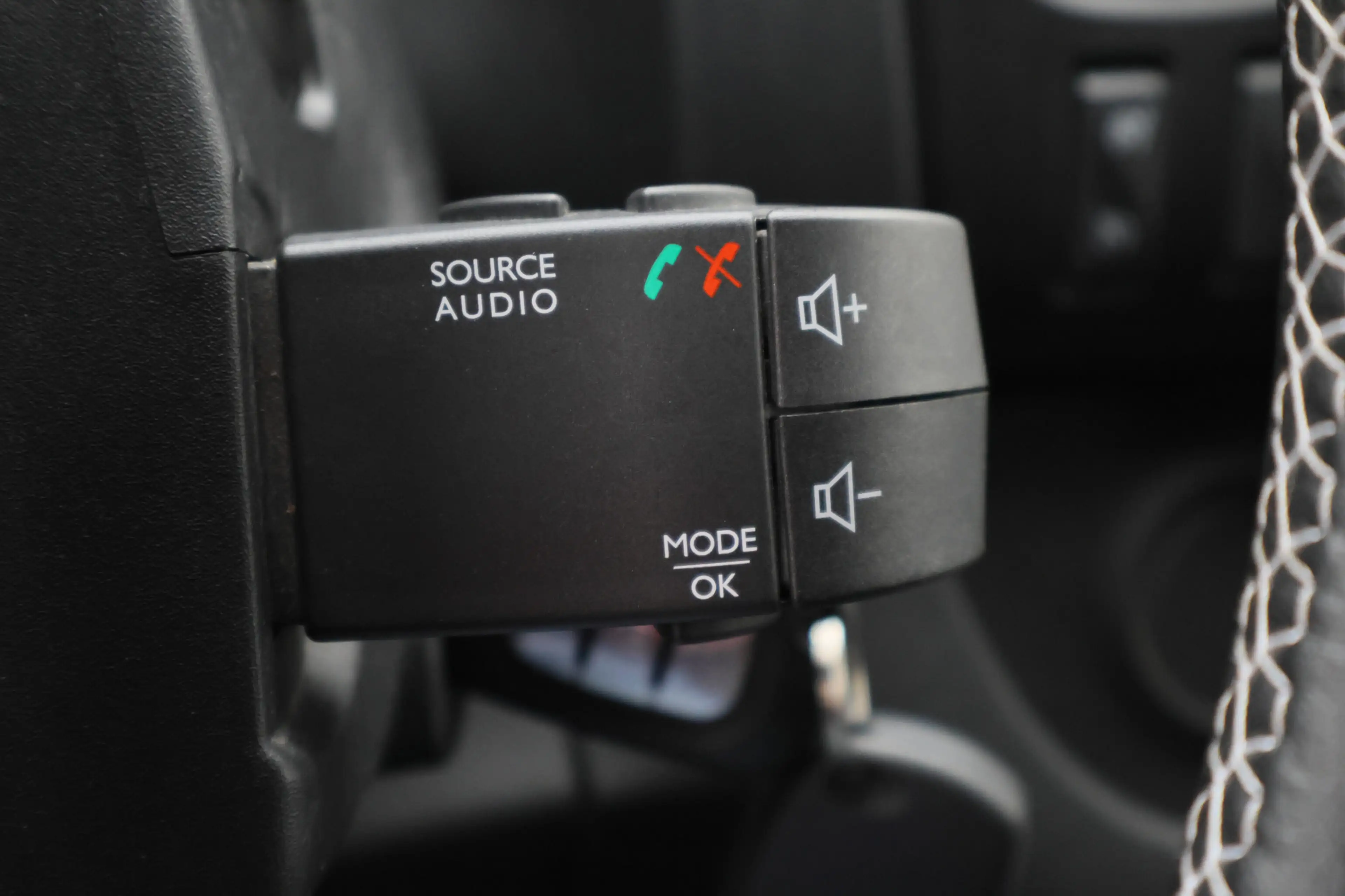 Renault Trafic 2.0 dCi 120 T29 L2H1 Générique Camera, Apple Carpl — photo 34