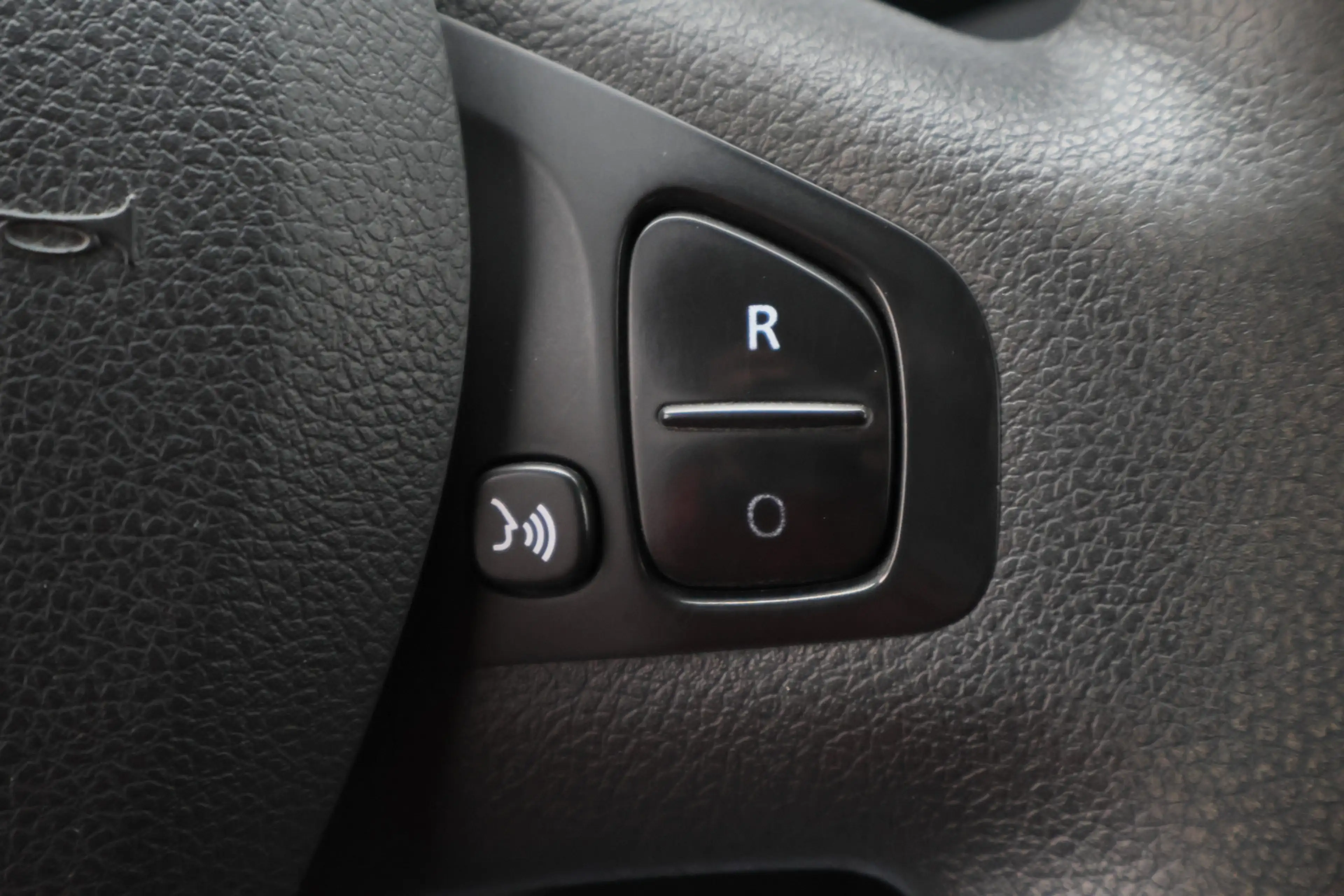 Renault Trafic 2.0 dCi 120 T29 L2H1 Générique Camera, Apple Carpl — photo 36