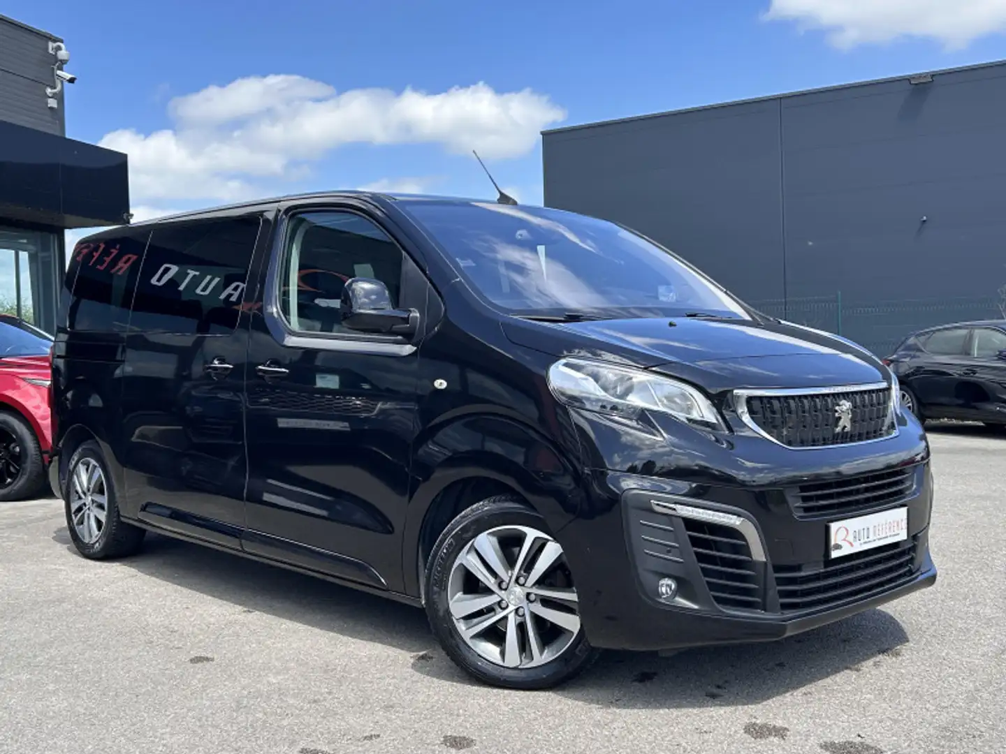 Peugeot Traveller 2.0 BLUEHDI 180CH STANDARD BUSINESS VIP S\u0026S E - 2
