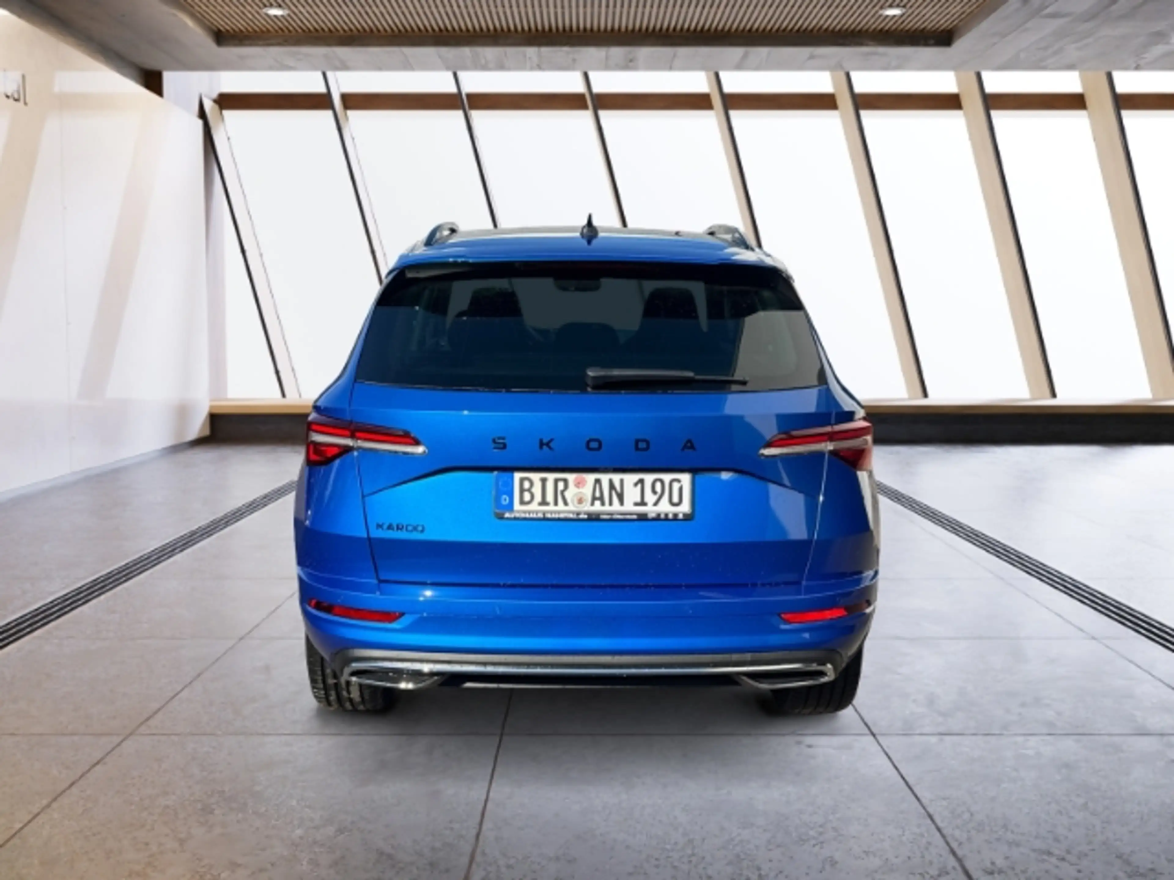 Skoda Karoq 1.5 TSI DSG Sportline MATRIX NAVI AHK 19'' DCC ACC — photo 5