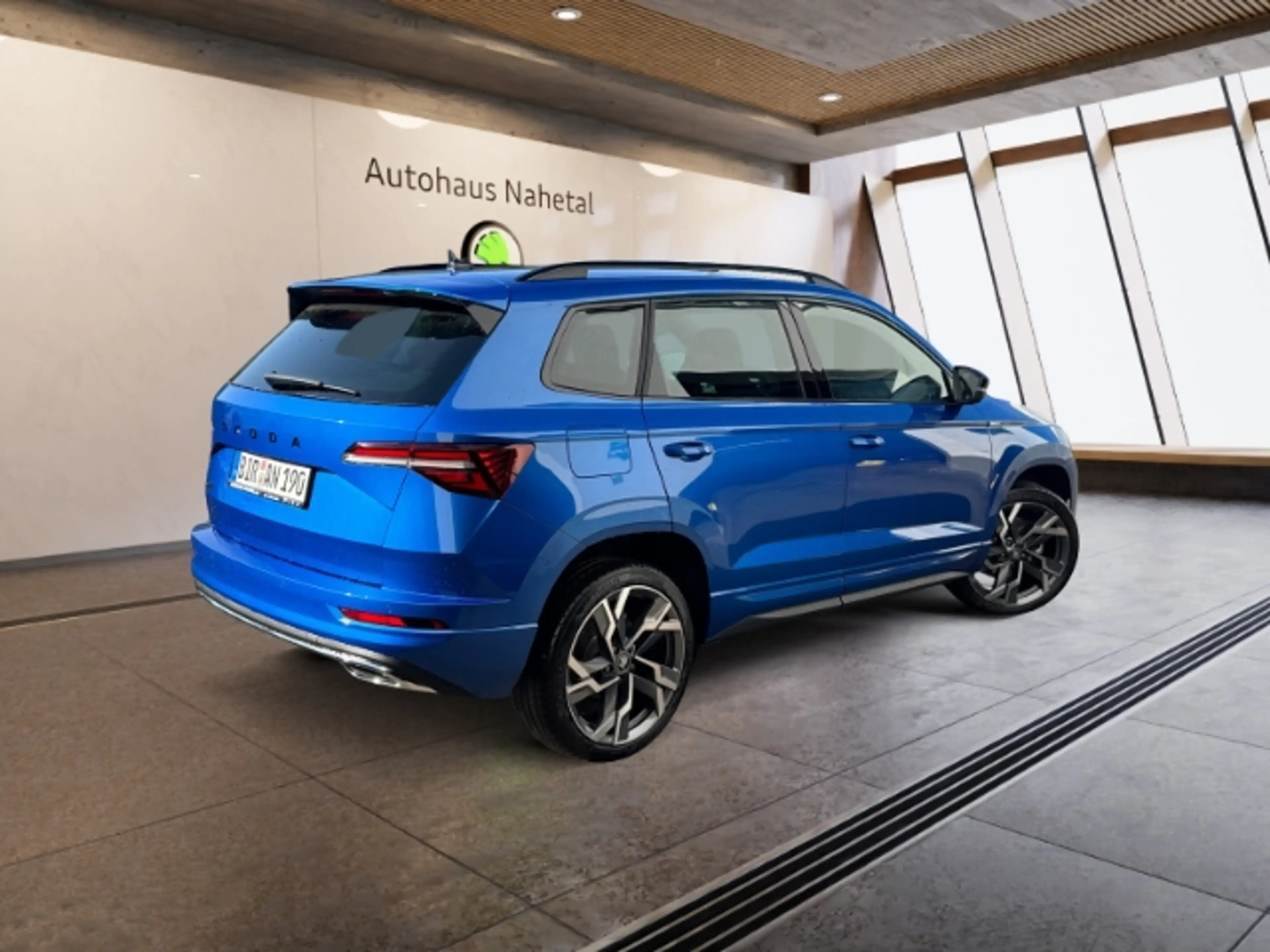 Skoda Karoq 1.5 TSI DSG Sportline MATRIX NAVI AHK 19'' DCC ACC — photo 4