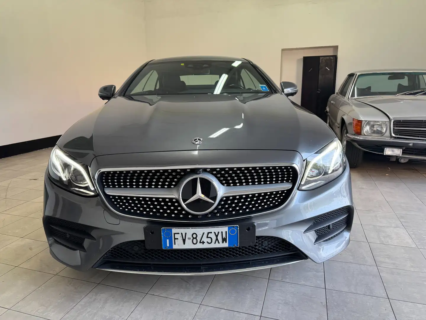Mercedes-Benz E 220 E Coupe 220 d Premium Plus 4matic auto Grigio - 1