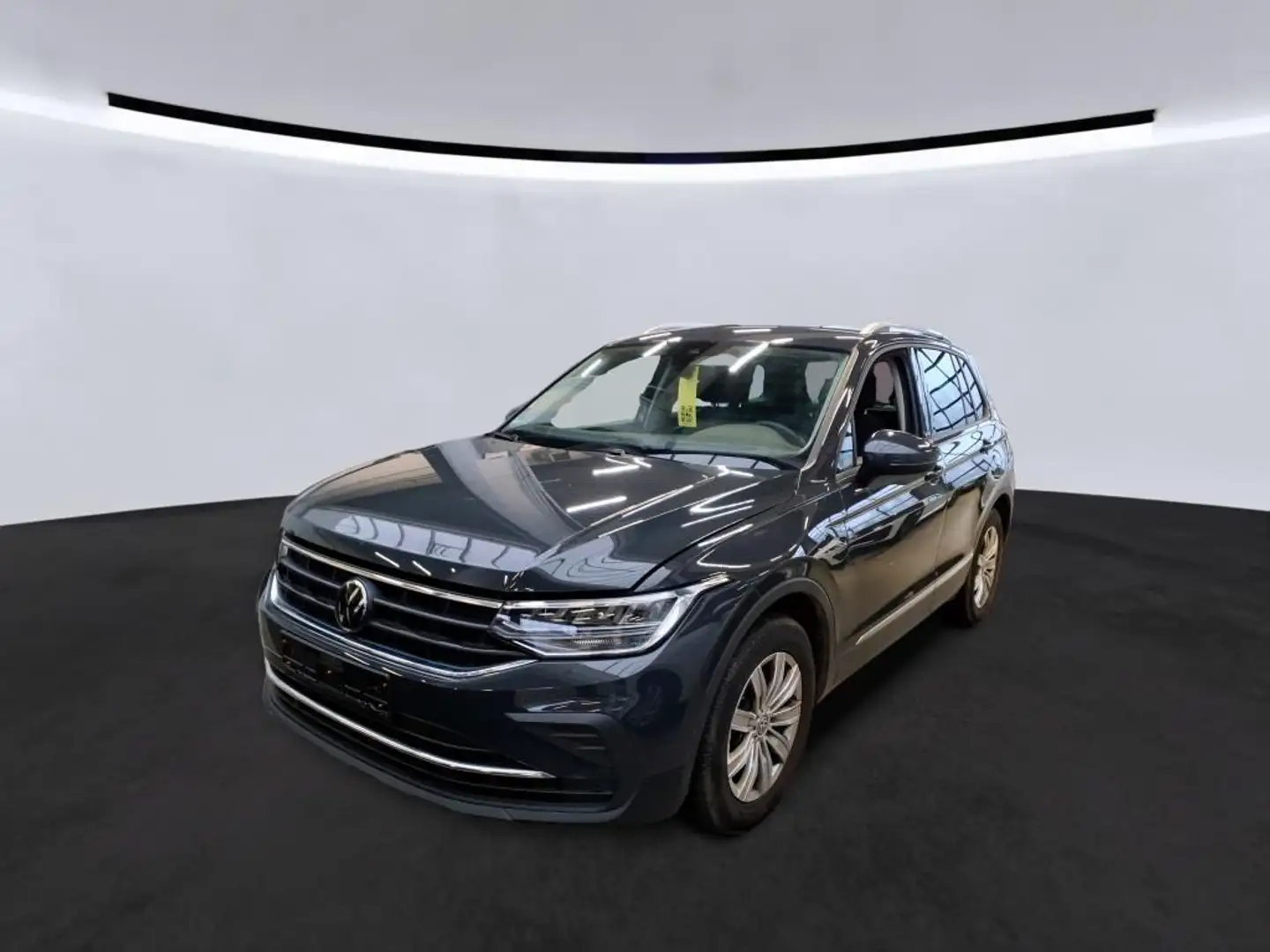 Volkswagen Tiguan *Active*Ambiente*App-Con*AHK*ACC*LED* Gris - 1
