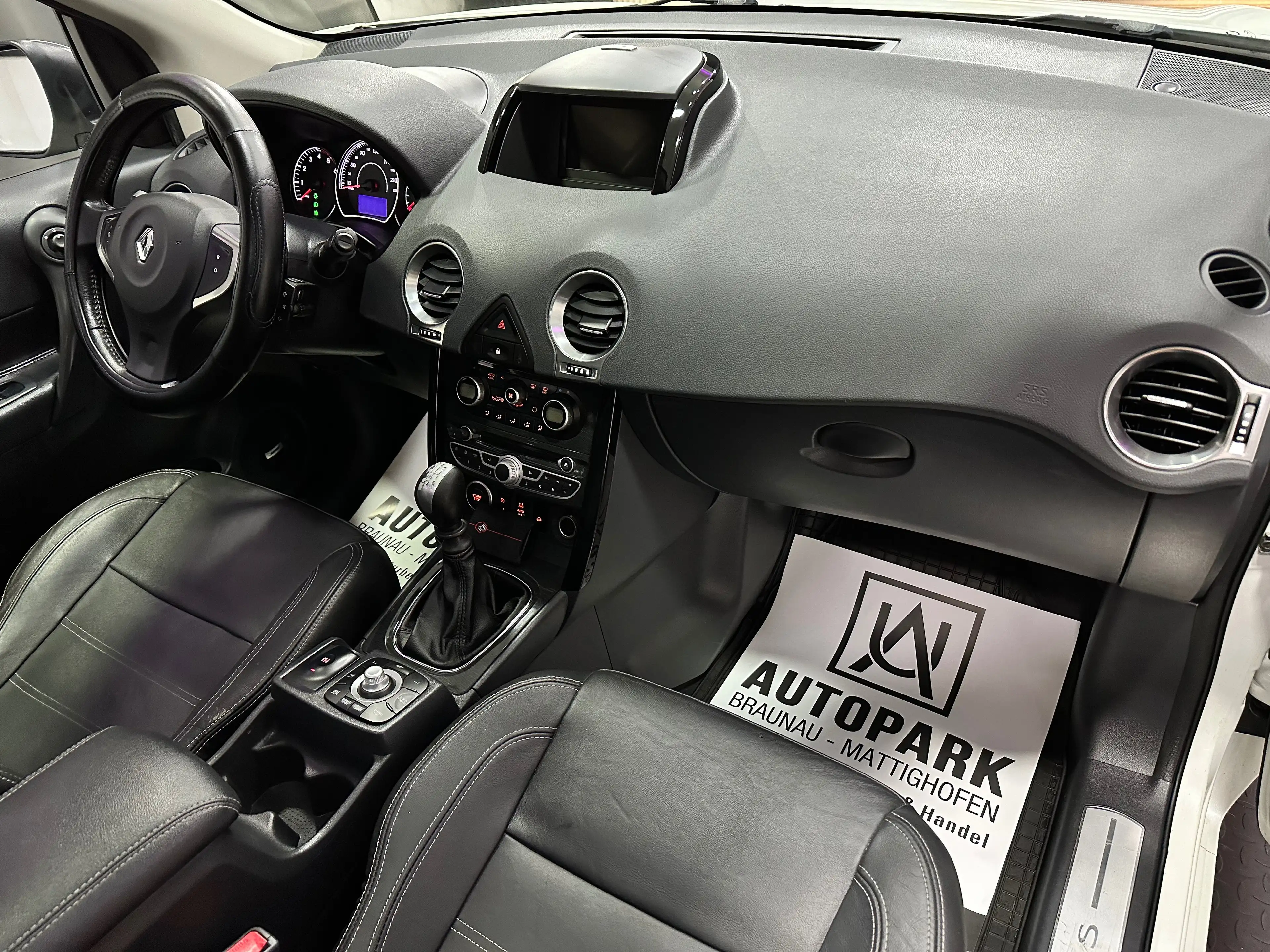Renault Koleos 2.0 4WD Exception *LEDER*PANO*AHK* — photo 14