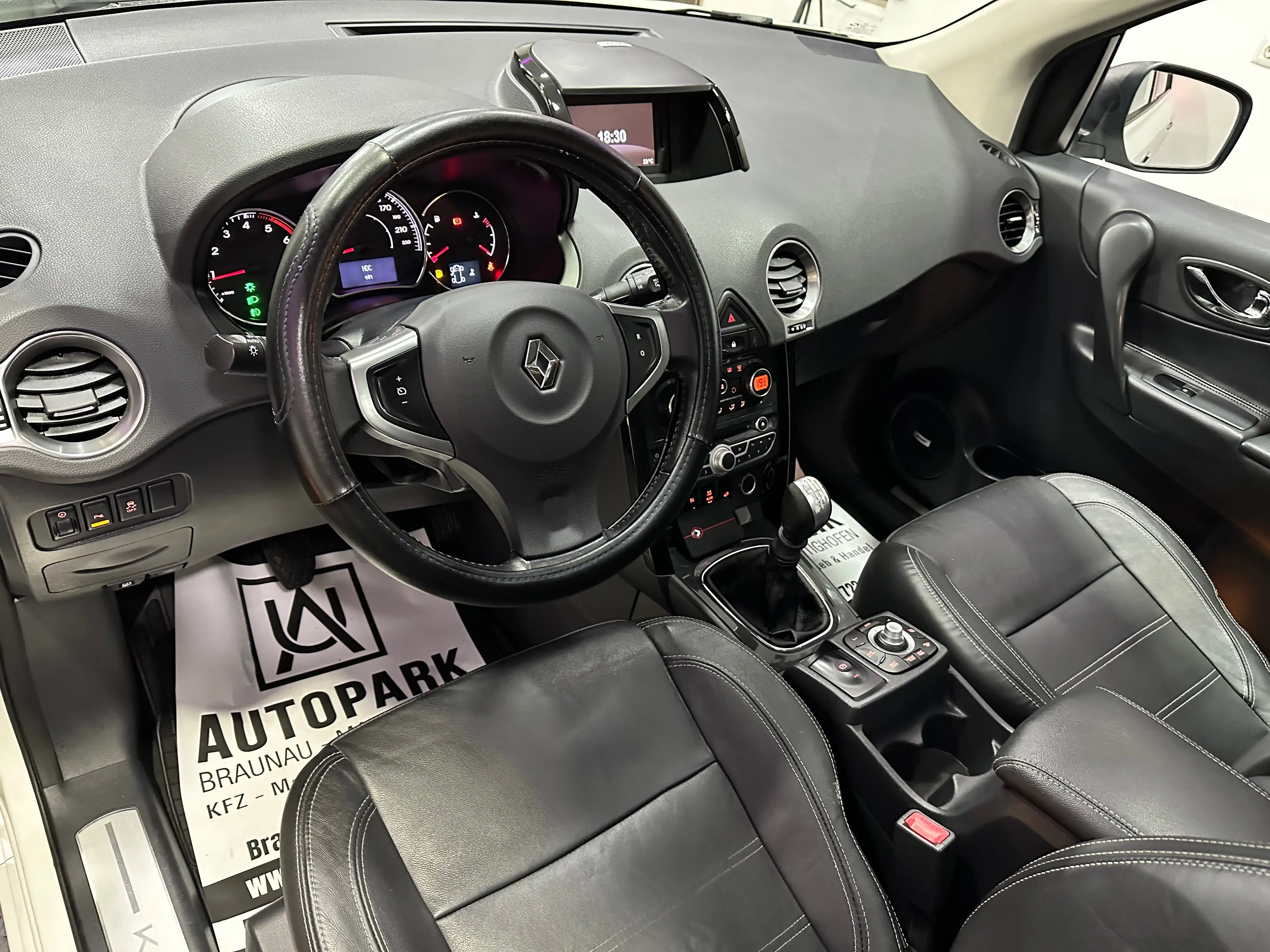 Renault Koleos 2.0 4WD Exception *LEDER*PANO*AHK* — photo 12