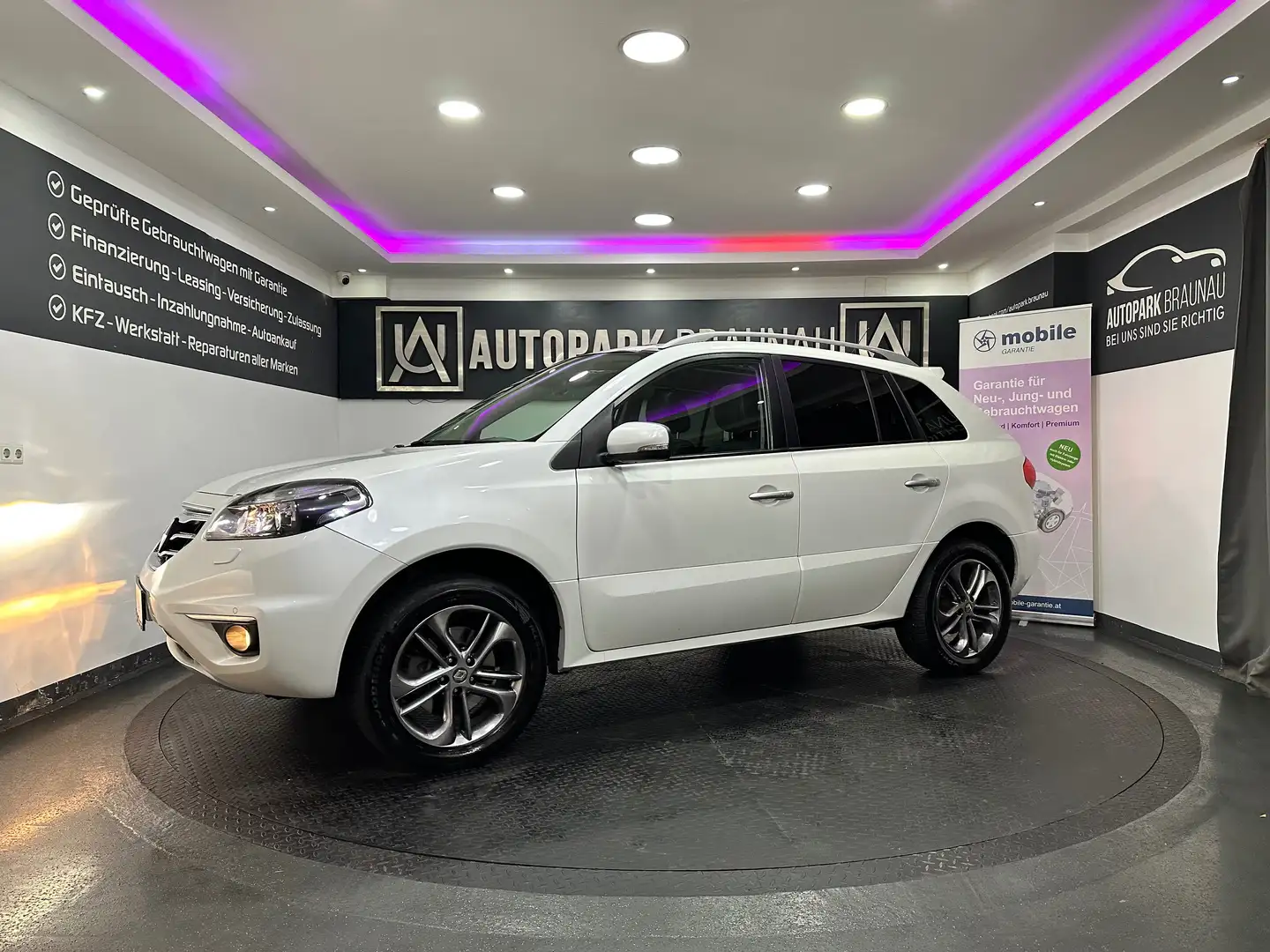 Renault Koleos 2.0 4WD Exception *LEDER*PANO*AHK* Weiß - 2