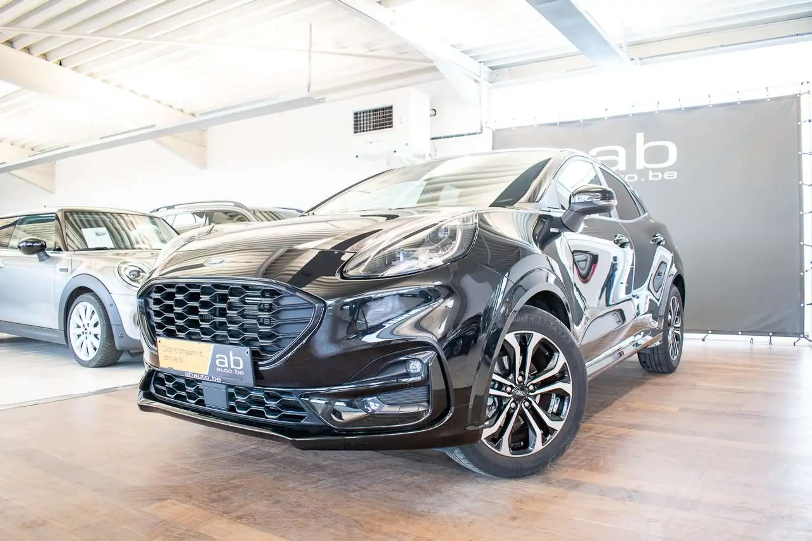 Ford Puma 1.0 ECOBOOST *ST-LINE*, KEYLESS, NAV, ANDROID AUTO Zwart - 1