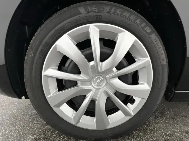Opel Corsa view 10