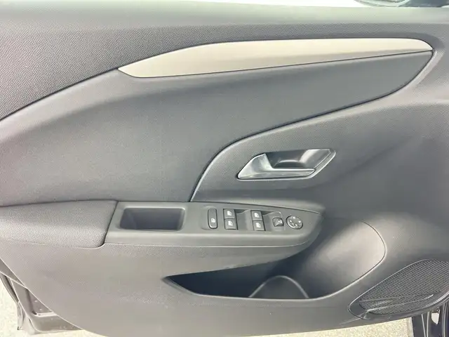 Opel Corsa view 11