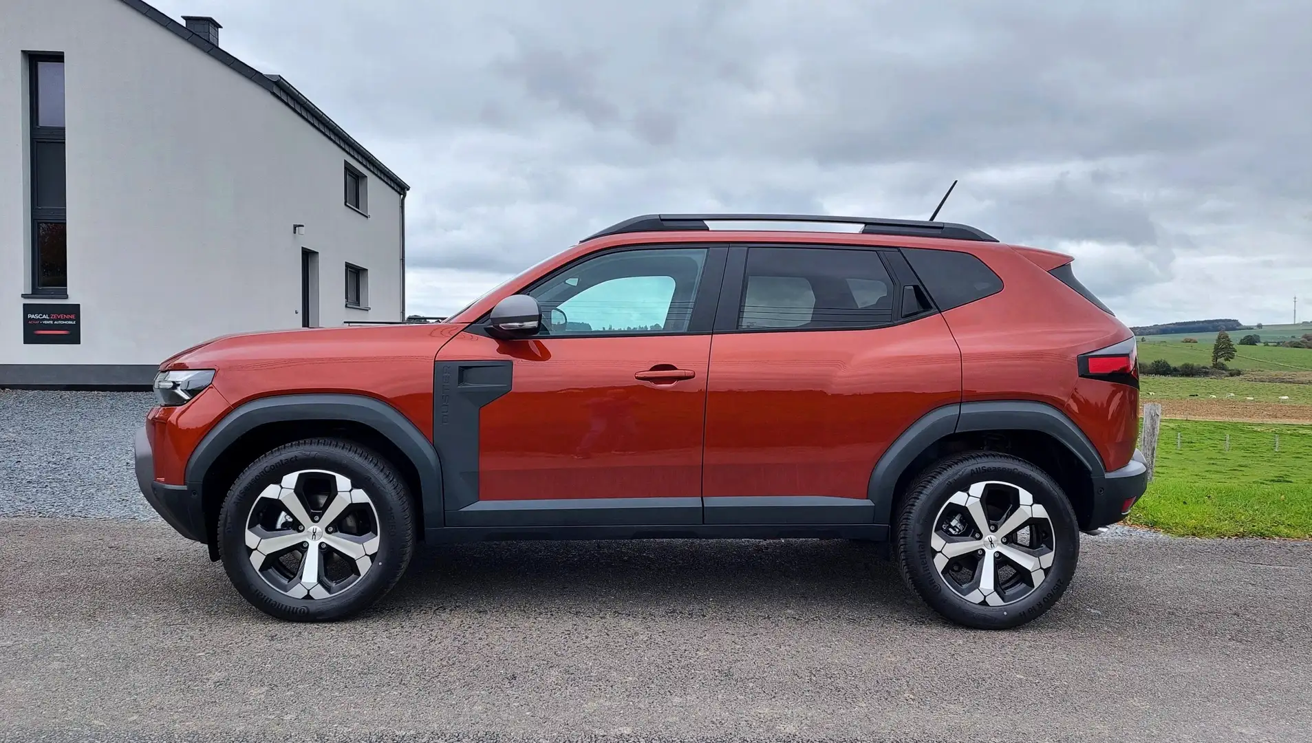 Dacia Duster Duster 1.2 Mild hybrid Journey ( 4X4 ) Brun - 1