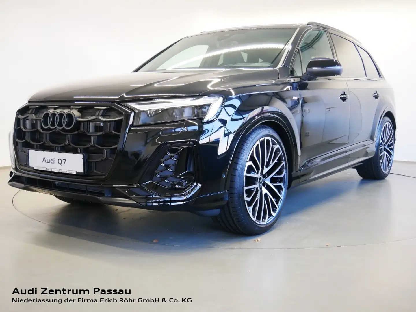 Audi Q7 50 TDI tiptr. MATRIX AHK PANO Schwarz - 1