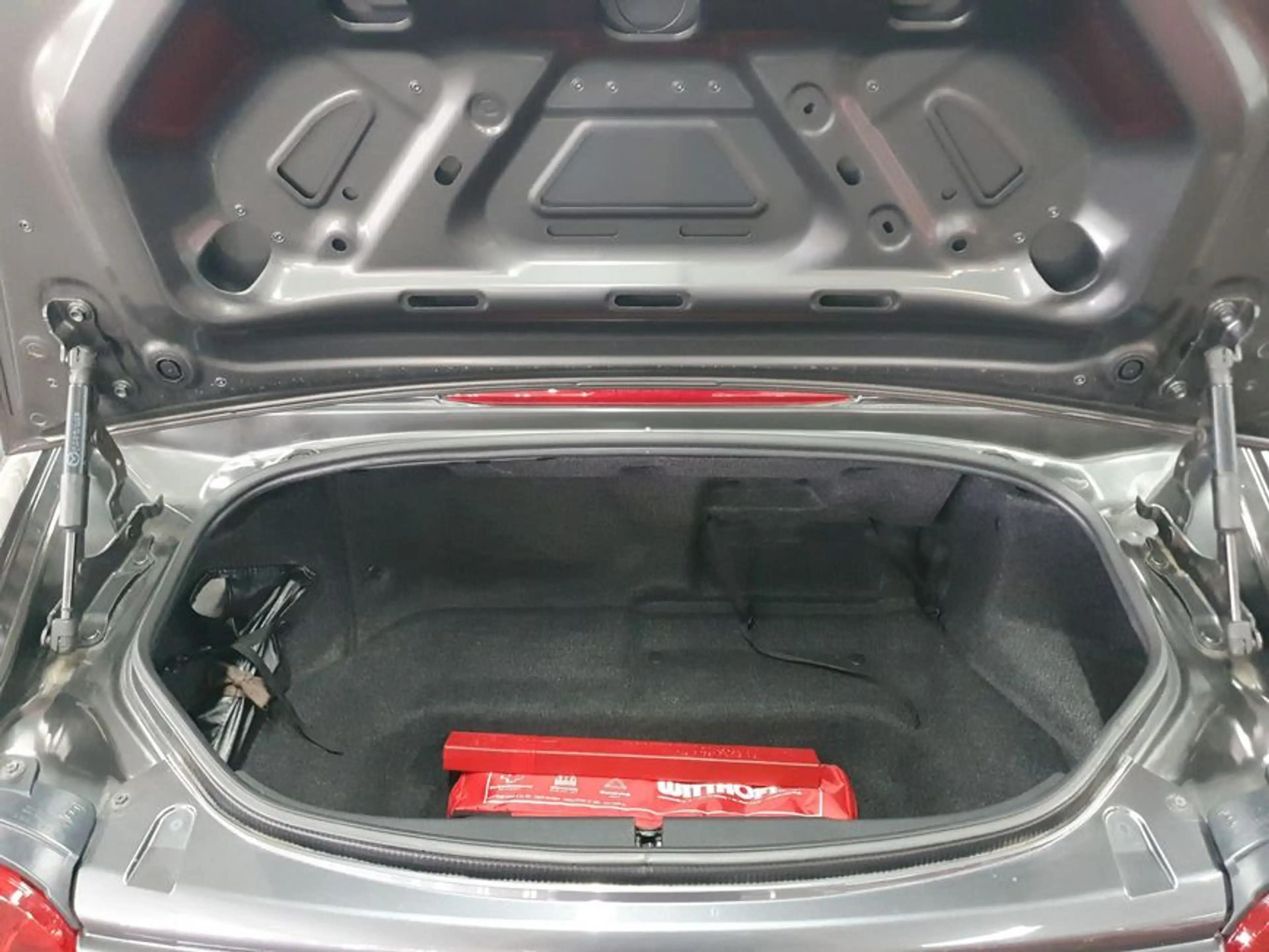 Mazda MX-5 SKYACTIV-G 184 Exclusive-Line — photo 8