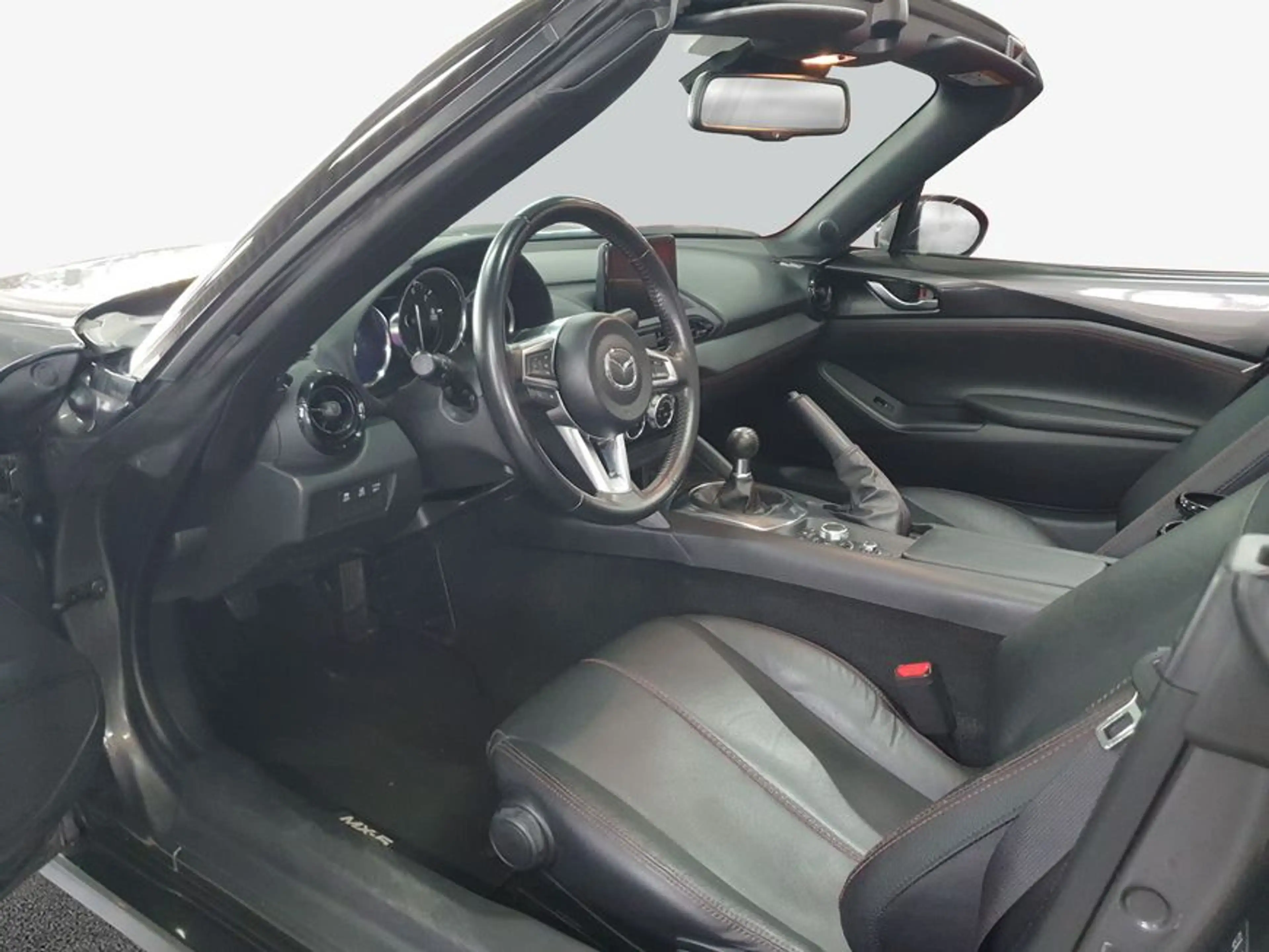 Mazda MX-5 SKYACTIV-G 184 Exclusive-Line — photo 9