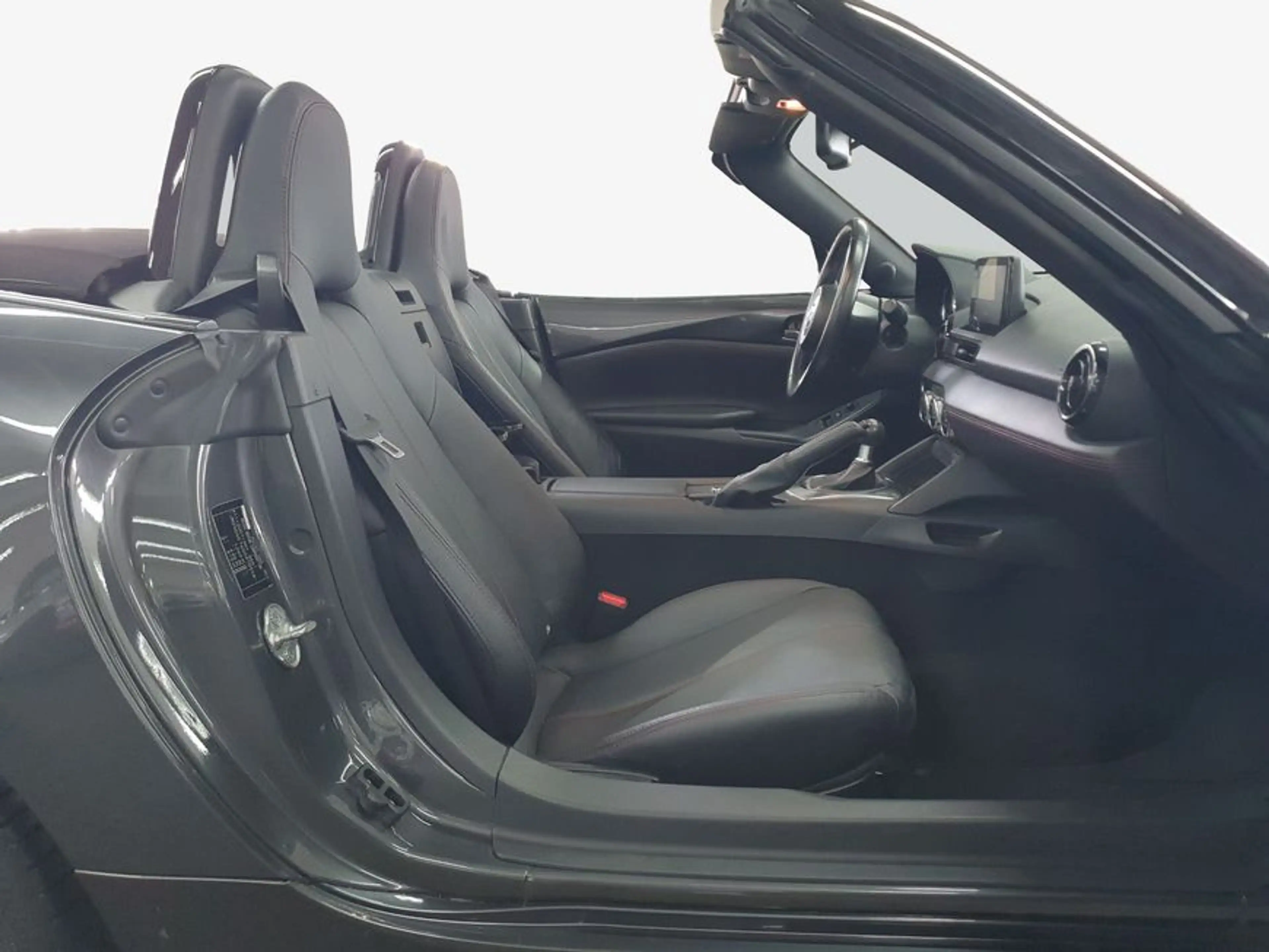 Mazda MX-5 SKYACTIV-G 184 Exclusive-Line — photo 12