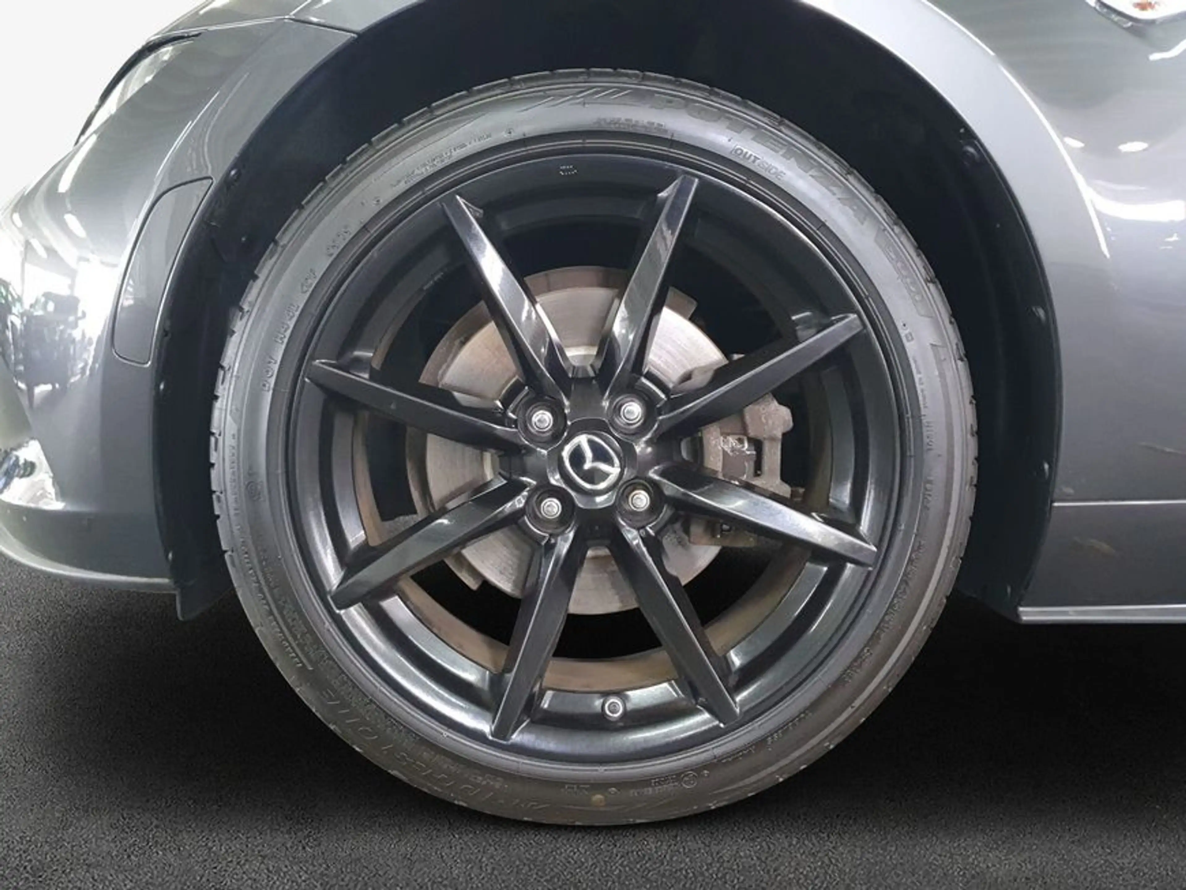 Mazda MX-5 SKYACTIV-G 184 Exclusive-Line — photo 7