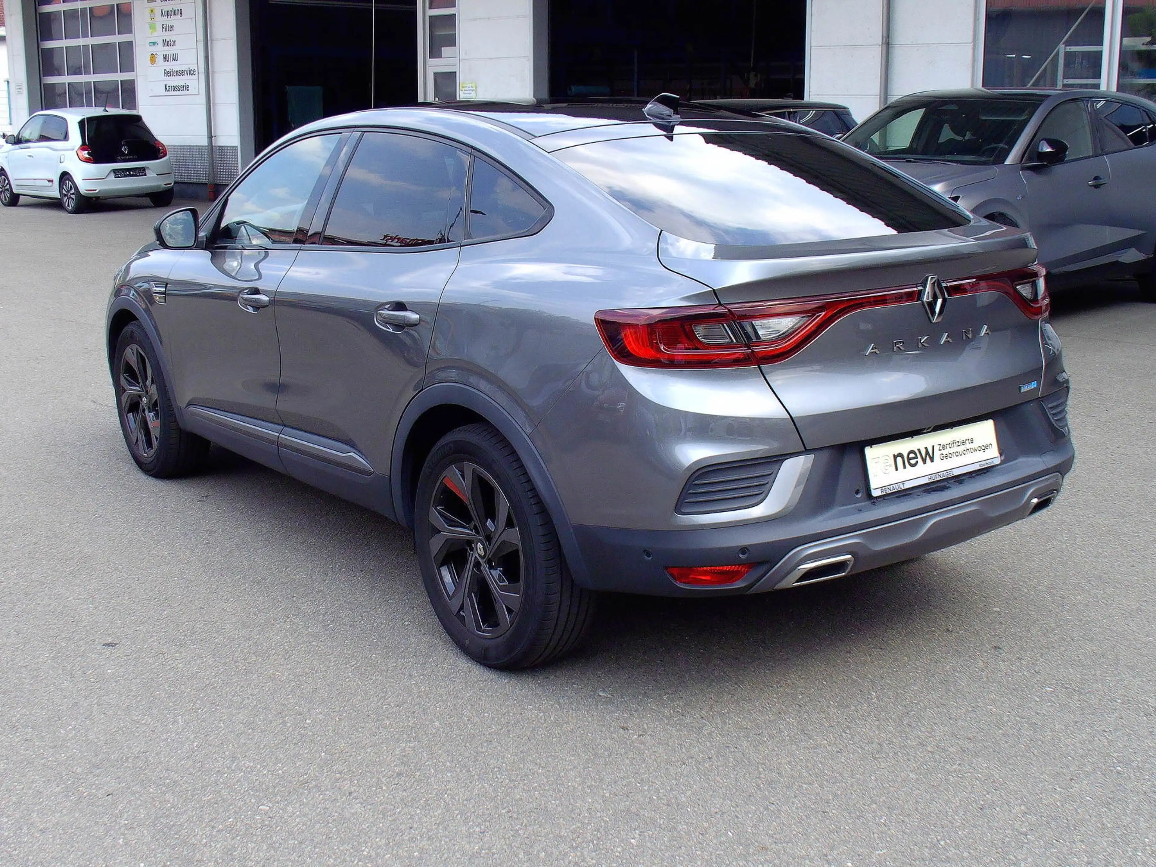 Renault Arkana R.S. LINE E-TECH 145 — photo 3