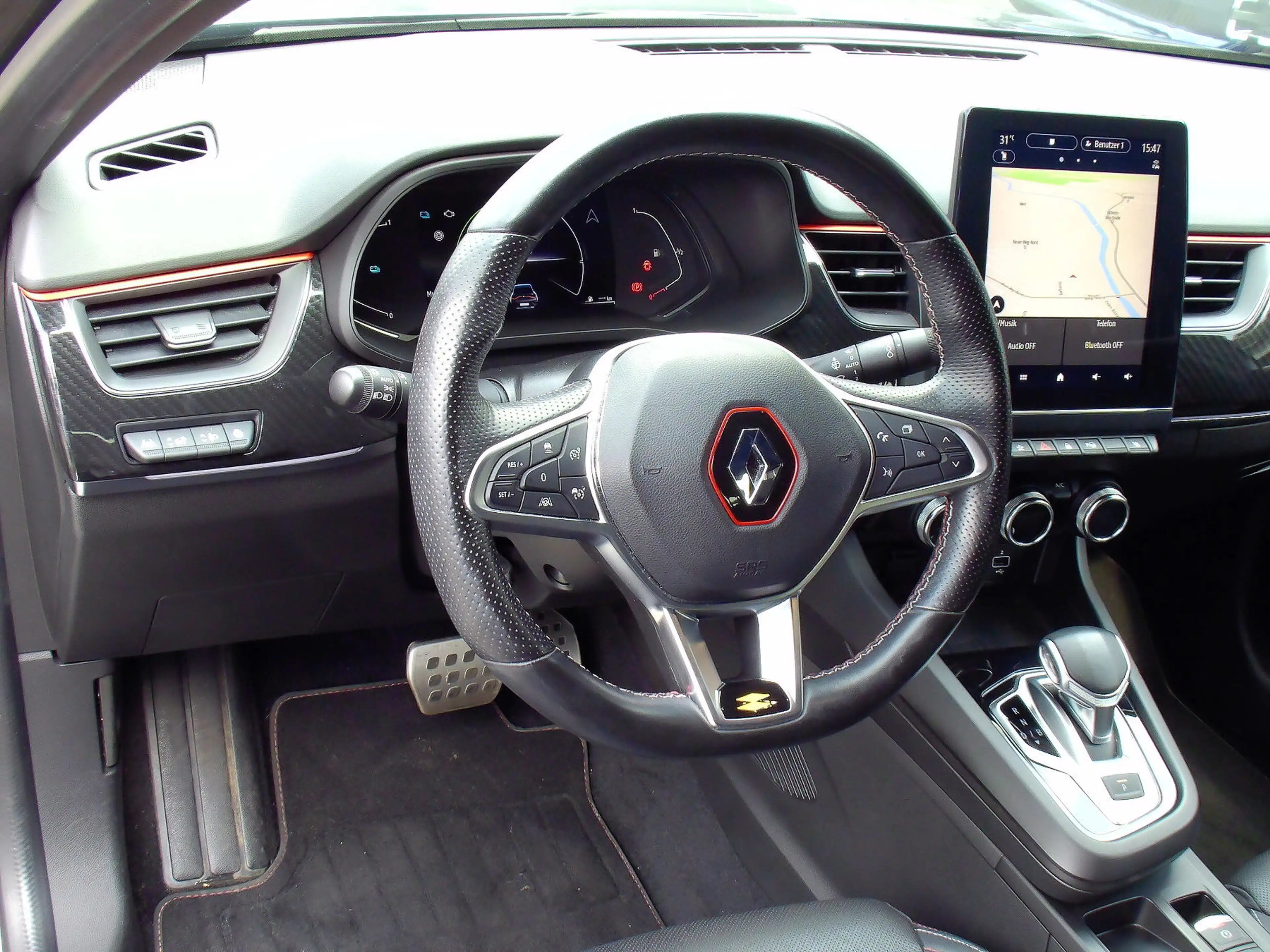 Renault Arkana R.S. LINE E-TECH 145 — photo 10