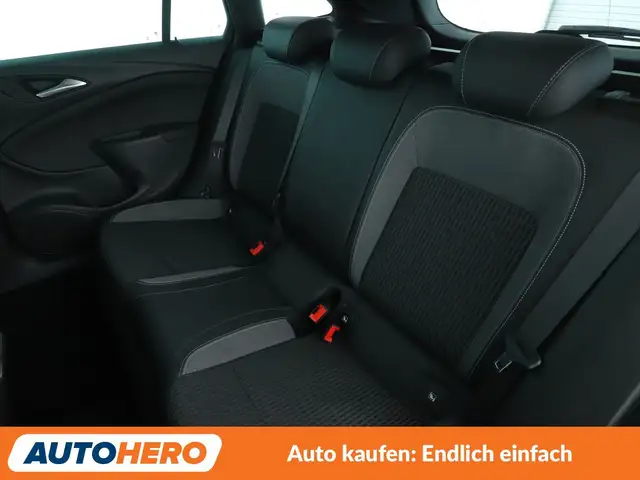 Opel Astra view 14