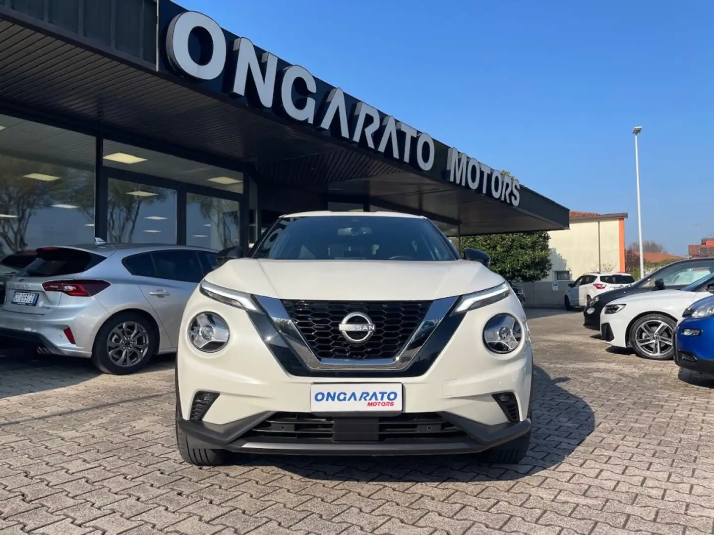 Nissan Juke 1.0 DIG-T 114 CV N-Connecta #Vari.Colori Blanco - 2