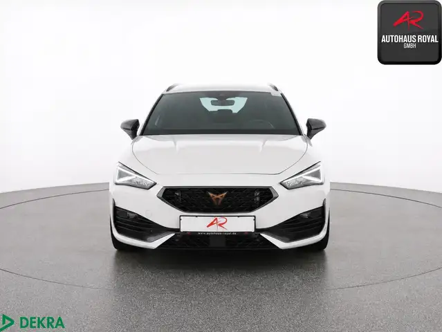 Cupra Leon view 8