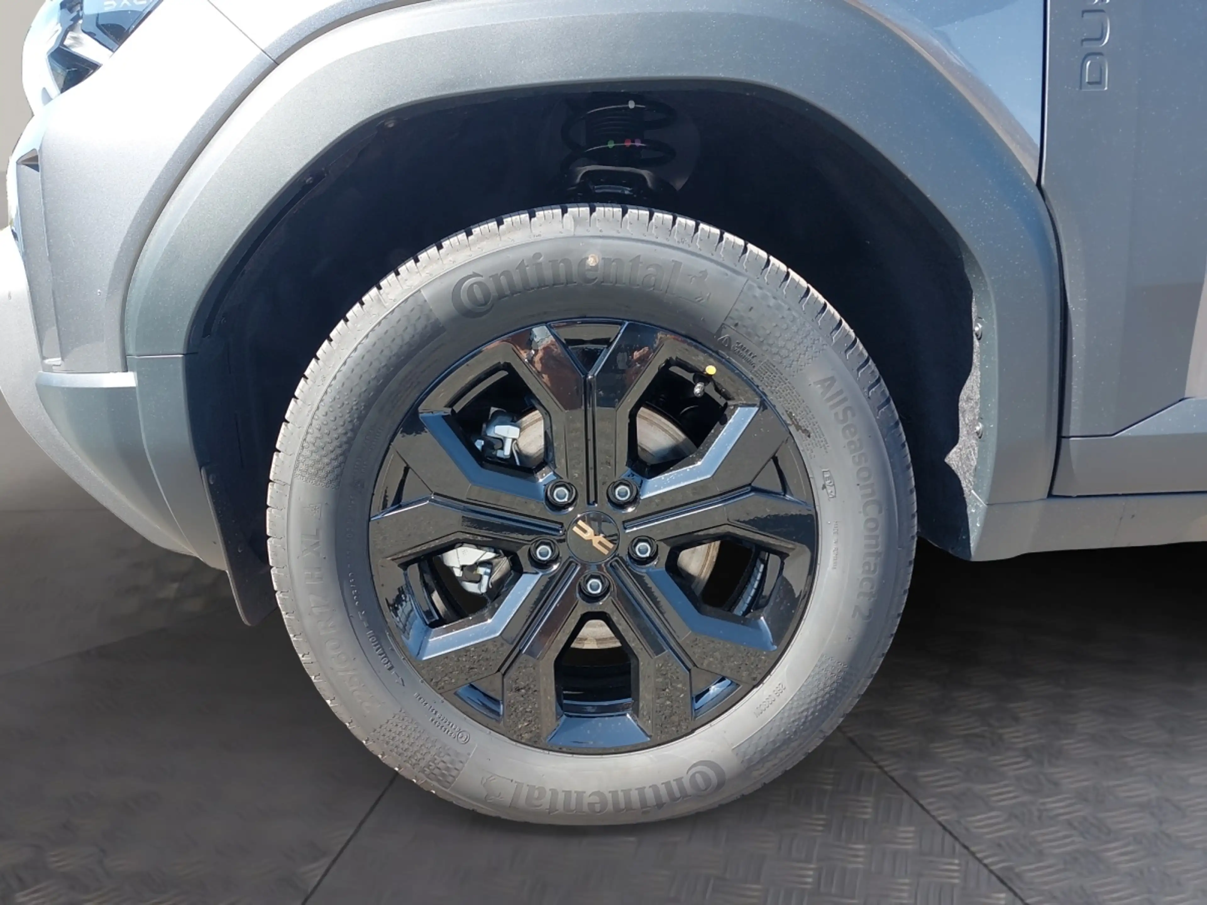 Dacia Duster Extreme Hybrid 150 4x4 — photo 13