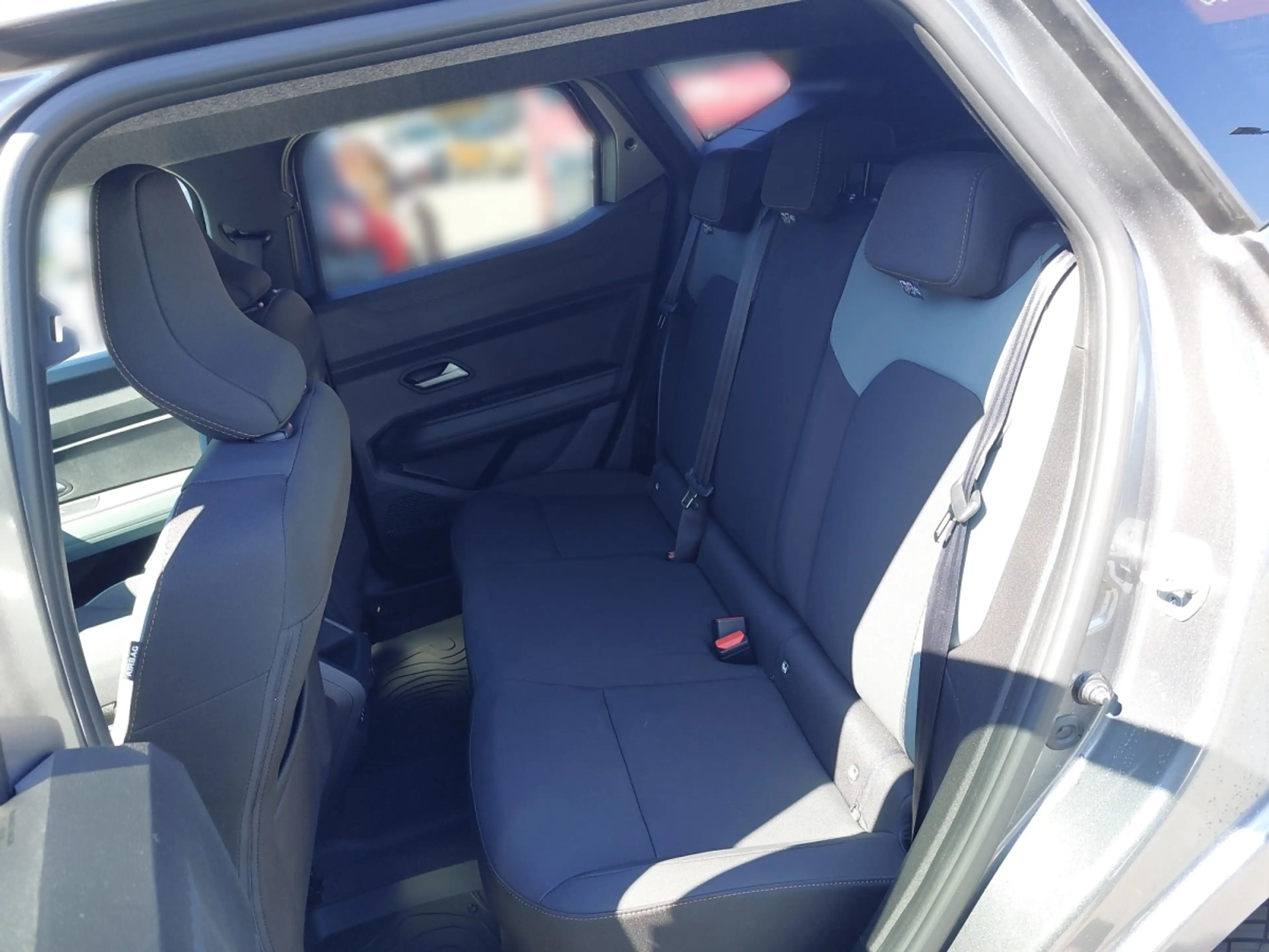 Dacia Duster Extreme Hybrid 150 4x4 — photo 10