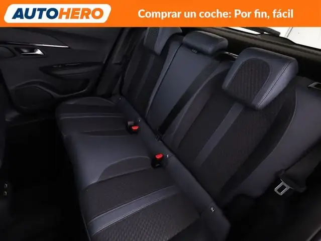 Peugeot 2008 view 15