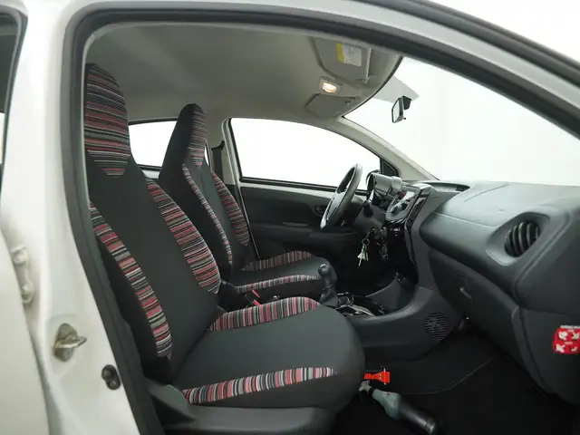 Citroen C1 view 3