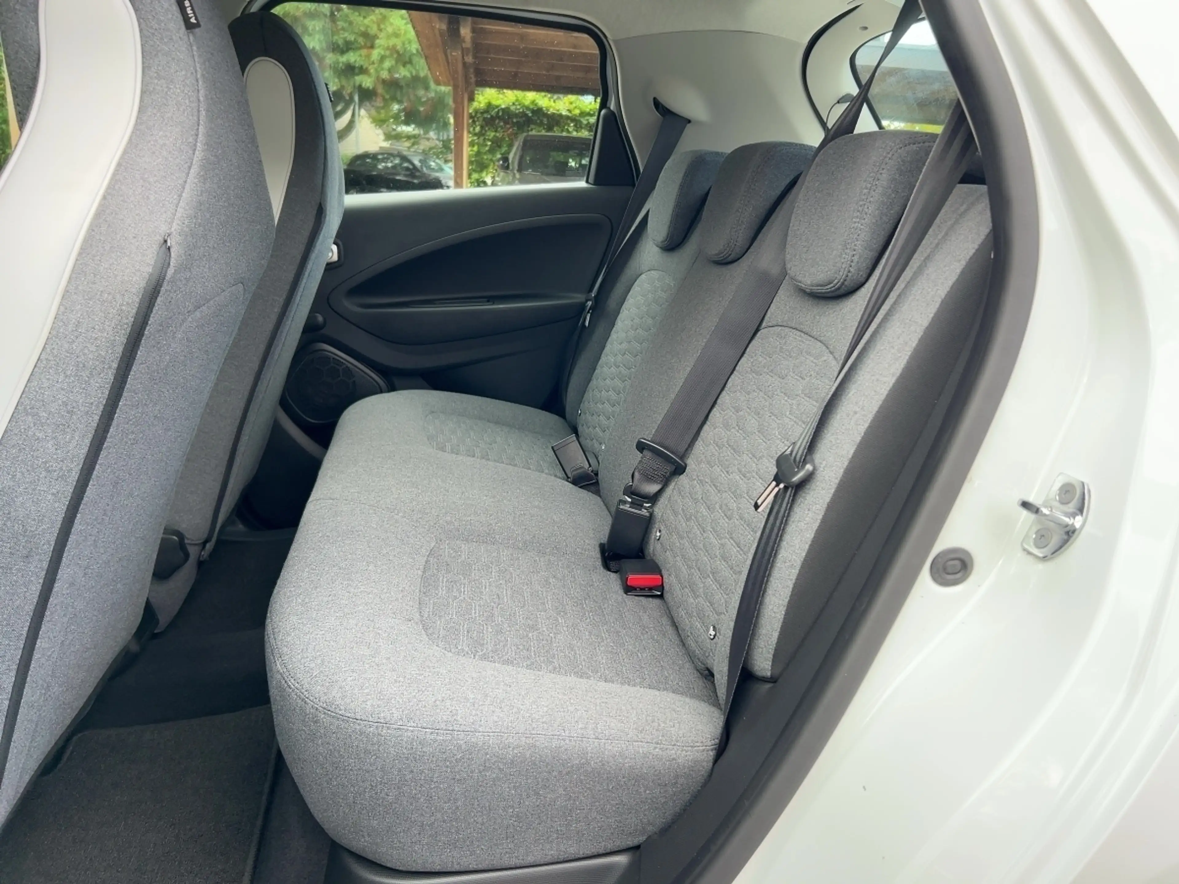 Renault ZOE R110 ZE50 Experience *CCS,Klima,SHZ,PDC,GJR* — photo 11